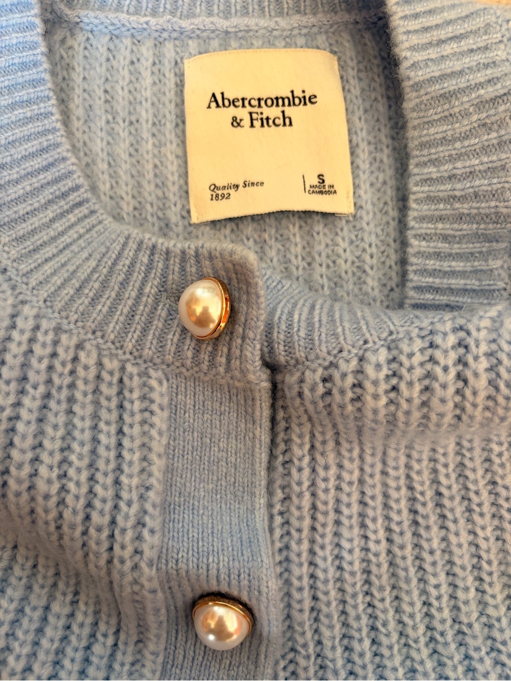 Abercrombie and Fitch light baby blue chunky knit long sleeve cardigan sweater - Picture 5 of 7